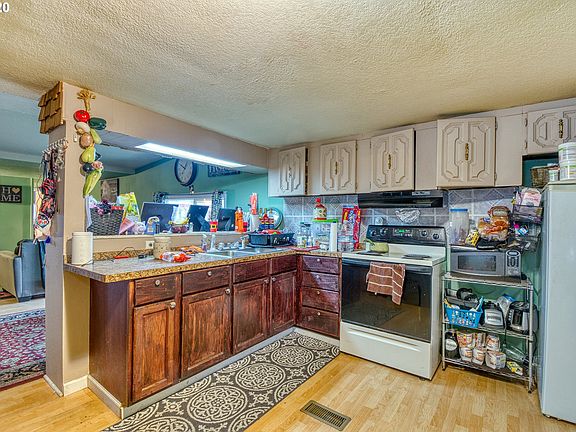 4th image of 11515 NE 71st St