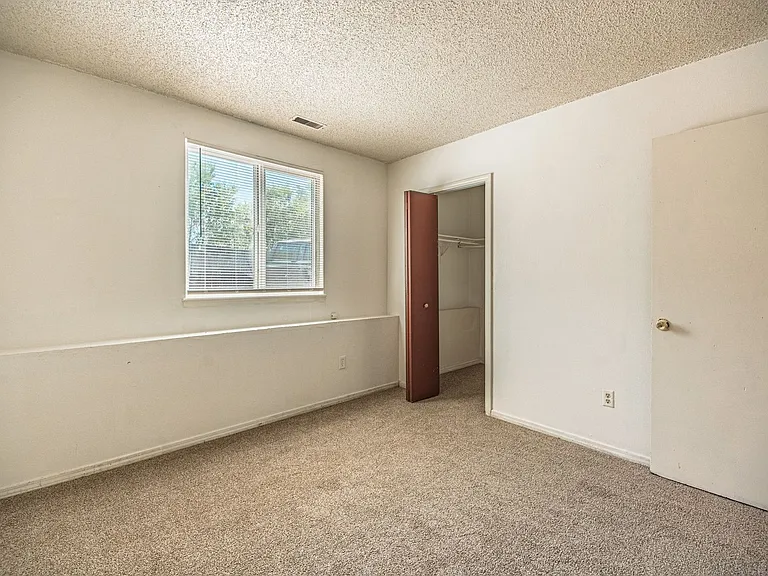 1765 Zebulon Dr #D — Photo 21