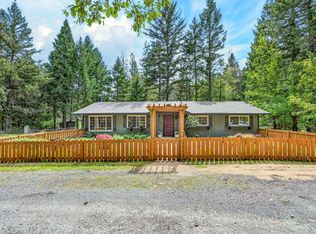 9105 W Evans Creek Rd, Rogue River, OR 97537
