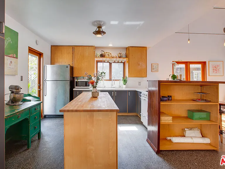 2306 Penmar Ave — Photo 54