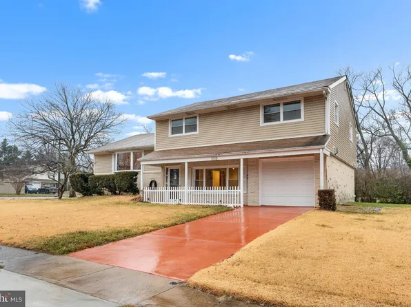 2115 Coventry Dr, Wilmington, DE 19810