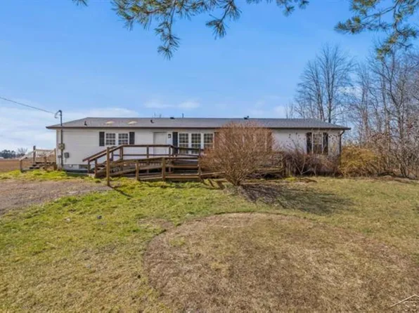 5175 N Five Mile Rd, Hope, MI 48628