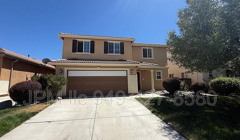 330 Bulluno Dr — Photo 1