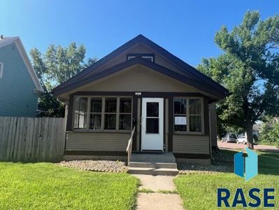221 W 26th St, Sioux Falls, SD, 57105