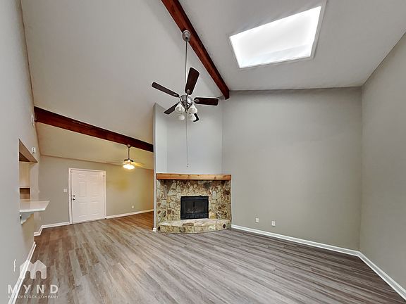 4th image of 4385 Coopers Creek Dr SE