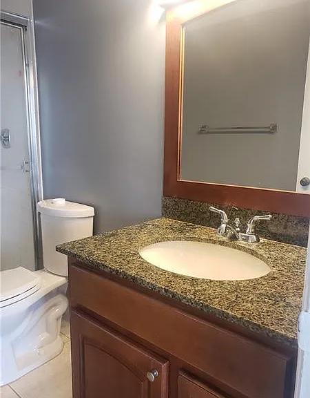109 Lake Emerald Dr #107 — Photo 12