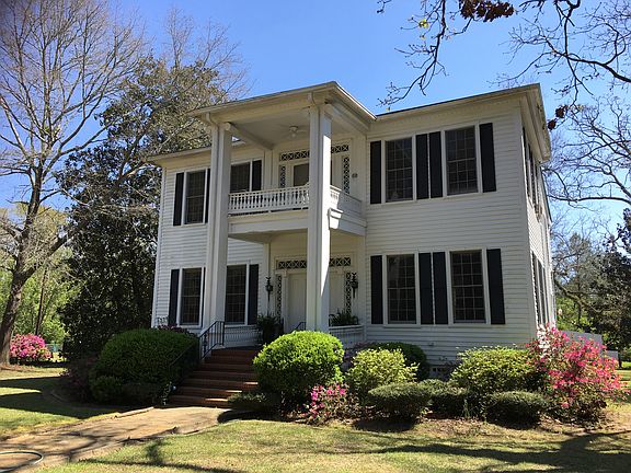 3rd image of 15 Anderson Rd