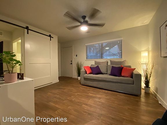 3rd image of 400 Westmoreland St APT 7