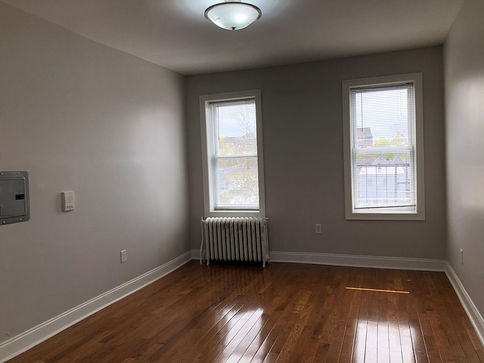 2nd image of 67 Stuyvesant Ave #47B