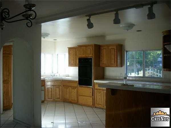 2nd image of 12689 Cometa Ave