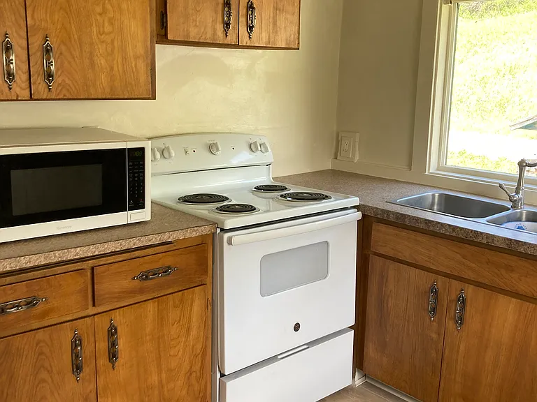 4450 Trail Creek Rd — Photo 12