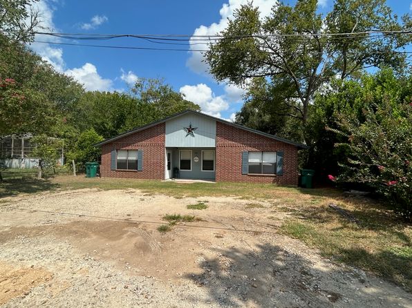204 3rd Ave APT 2