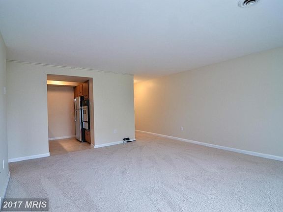 2nd image of 10316 Rockville Pike #10316