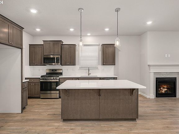 3rd image of 3455 SE 83rd Ave