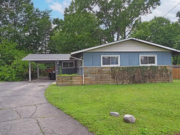 7901 Burgundy Ln, Cincinnati, OH 45224