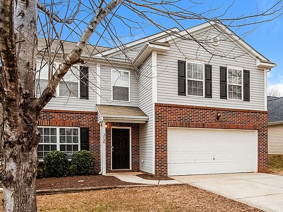 4th image of 3726 Larkhaven Village Dr