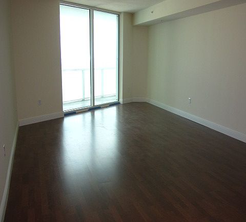 2nd image of 1900 N Bayshore Dr APT 4208
