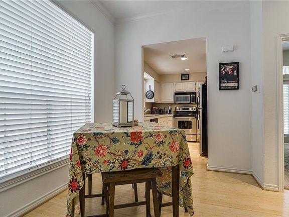 4th image of 3311 Blackburn St APT 122