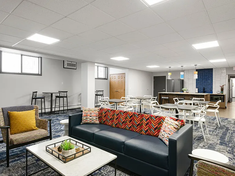 Medicine Lake Apartments — Photo 16