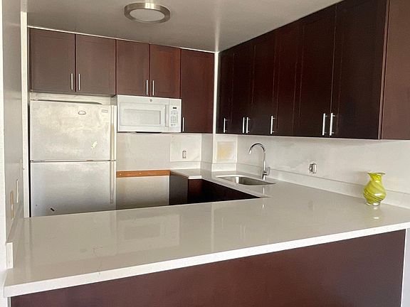 3rd image of 55 S Kukui St APT 1413