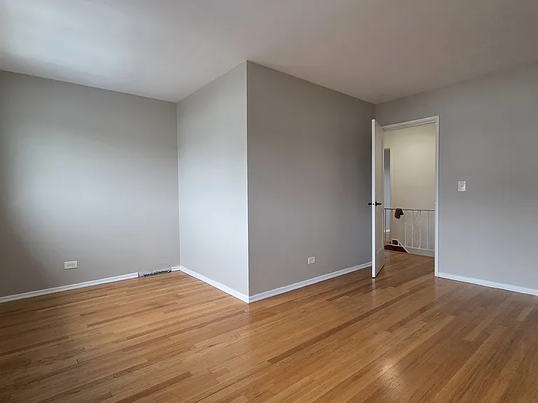 553 W Park Ave #D — Photo 8