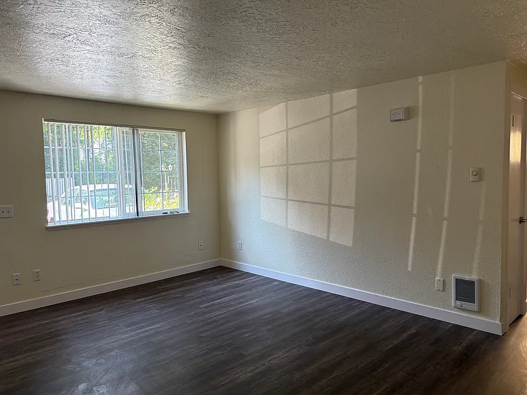2550 Ruddell Rd SE #101 — Photo 4