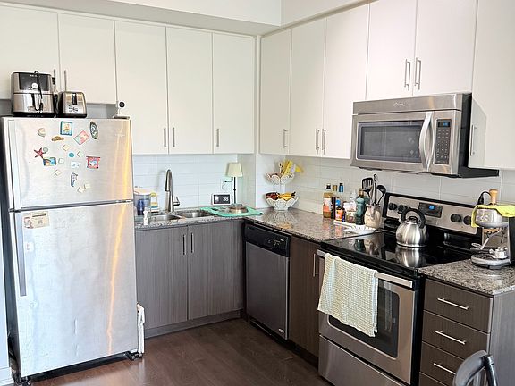 5th image of 8 Fieldway Rd #215