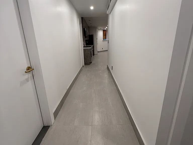 6082 Catalpa Ave — Photo 13