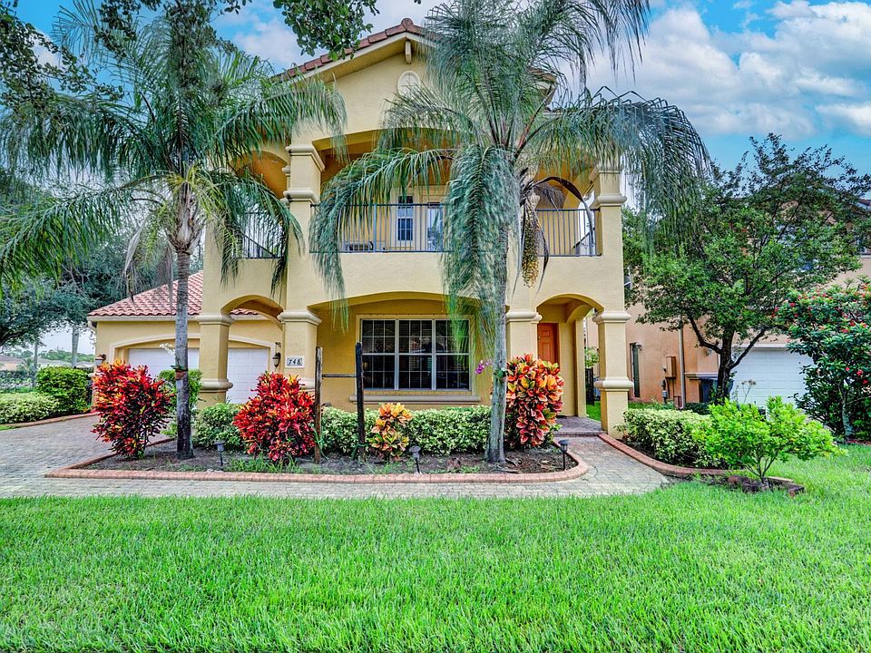 1st image of 748 Cresta Cir