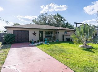 210 N Miller Rd, Valrico, FL 33594