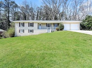 6197 Thornhedge Dr, Riverdale, GA 30296