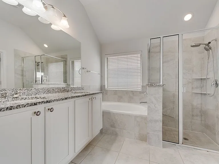 1560 Seminole Dr — Photo 20