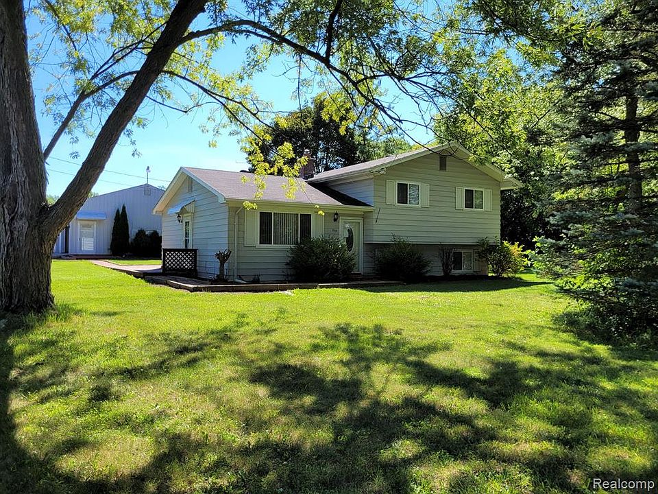 8119 Fenton Rd, Grand Blanc, MI 48439 Zillow