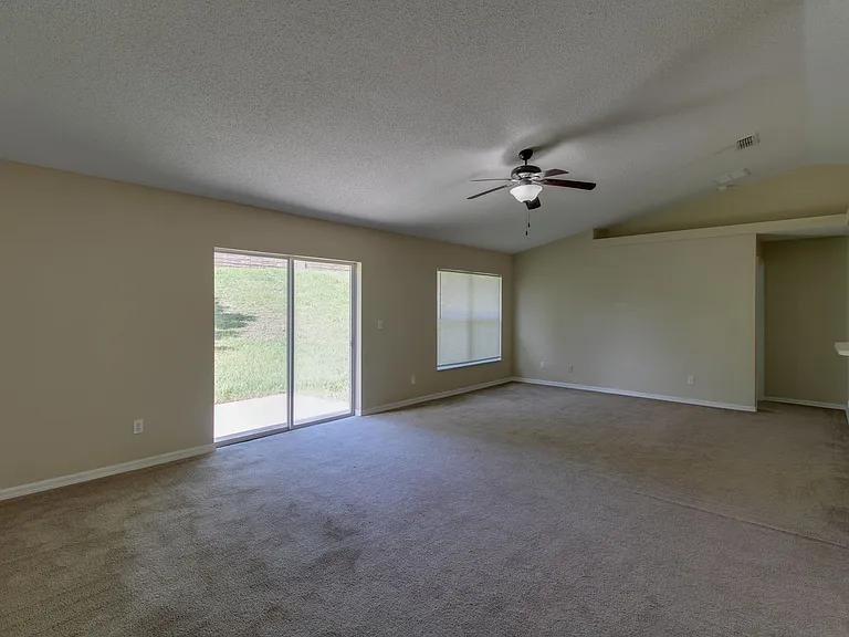 13118 Pinyon Dr — Photo 3