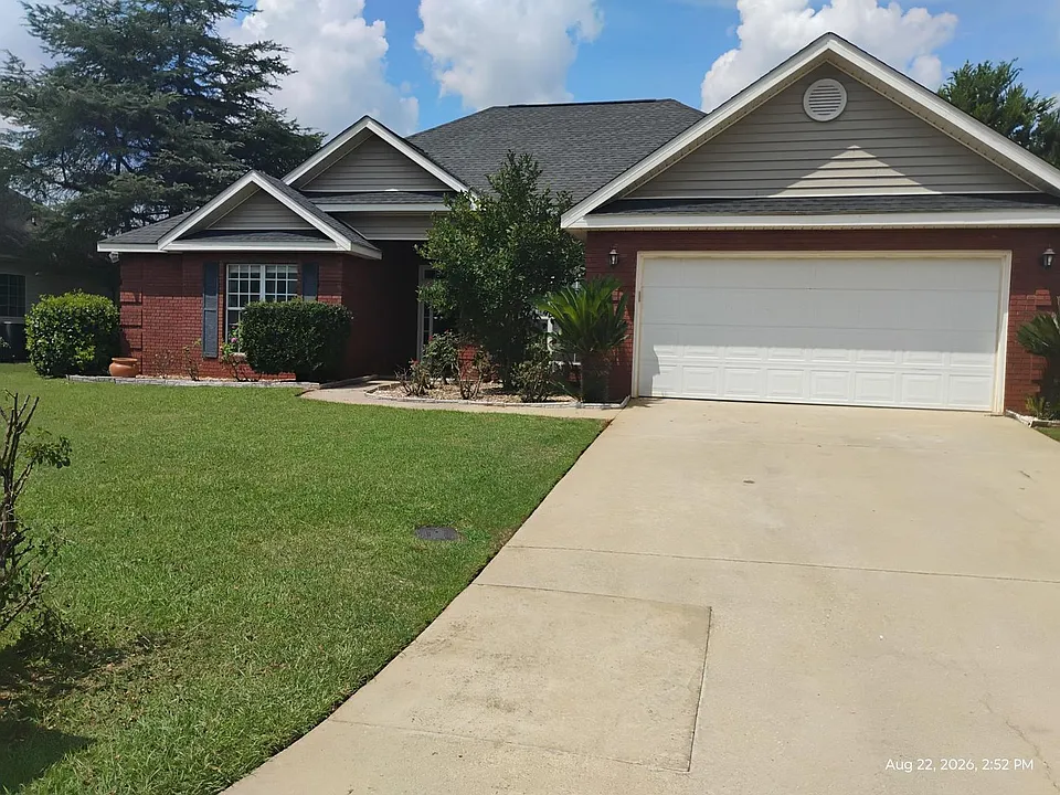 204 Cottonwood Ln