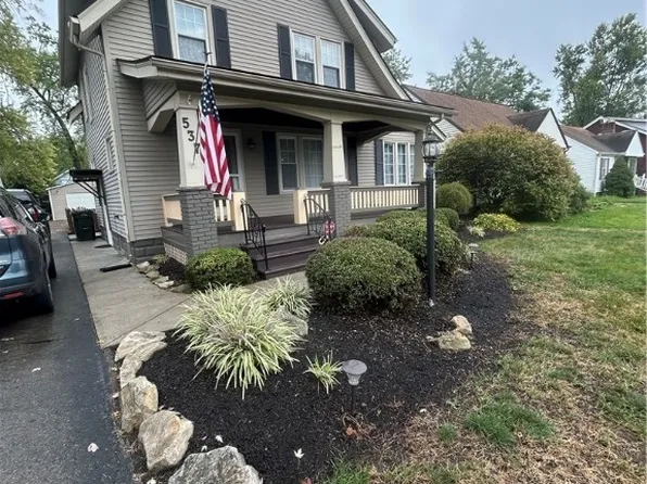 537 Oak Knoll Ave SE, Warren, OH 44483