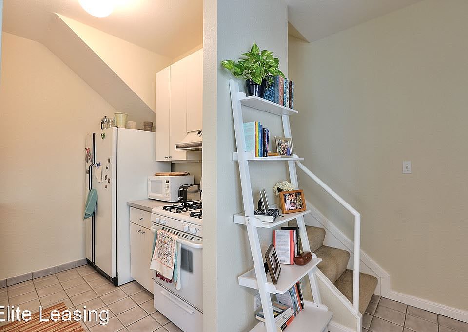 1st image of 2261 Bush St APT 3