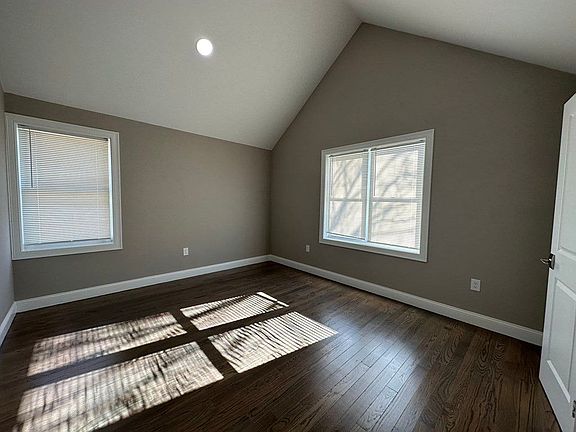 3rd image of 188 Proctor Ave #2