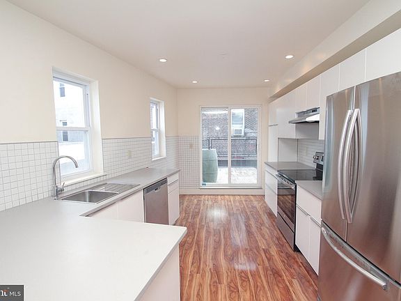 5th image of 2229 Frankford Ave