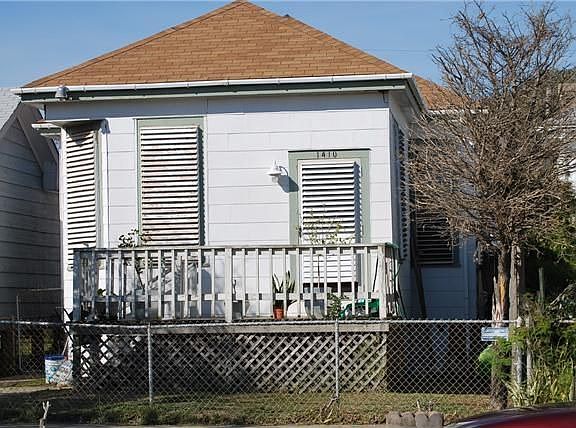 2nd image of 1410 Ursuline St