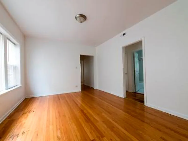 7722 S Kingston Ave — Photo 23