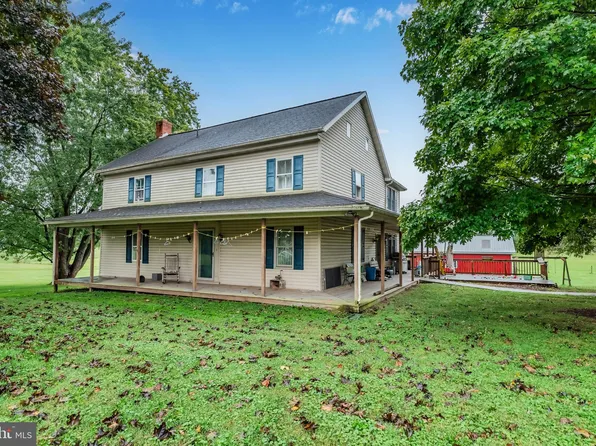72 Hoover Rd, Carlisle, PA 17015
