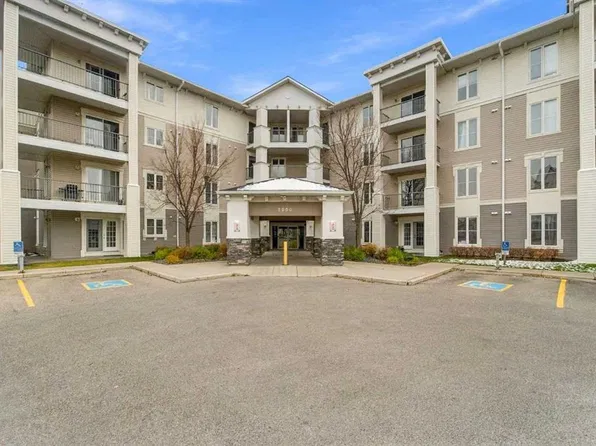 333 S Taravista Dr NE #2208, Calgary, AB T3J 0H4