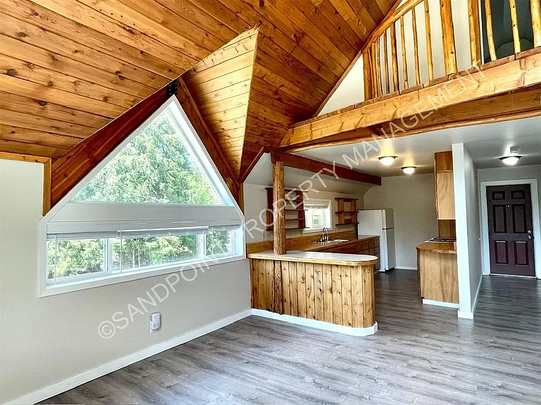 35 Hillcrest Dr — Photo 8