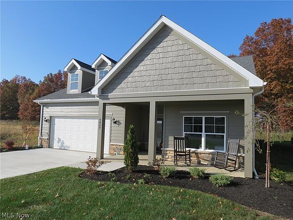 3rd image of 4057 Coventry Ln