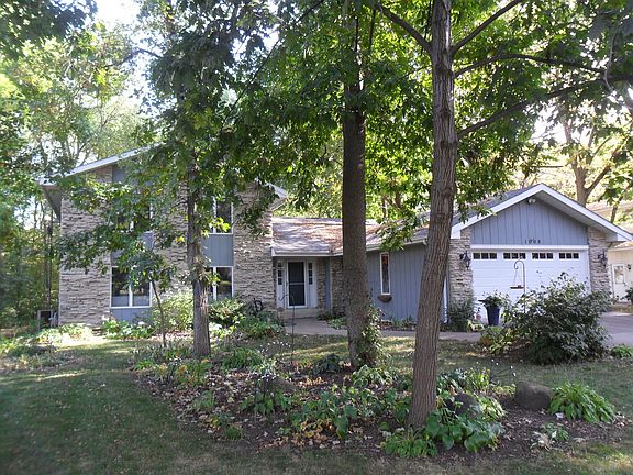 2nd image of 1008 Valencia Dr