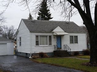 210 Maple St, Crown Point, IN 46307