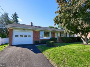 1606 Lambeth Rd, Lancaster, PA 17601