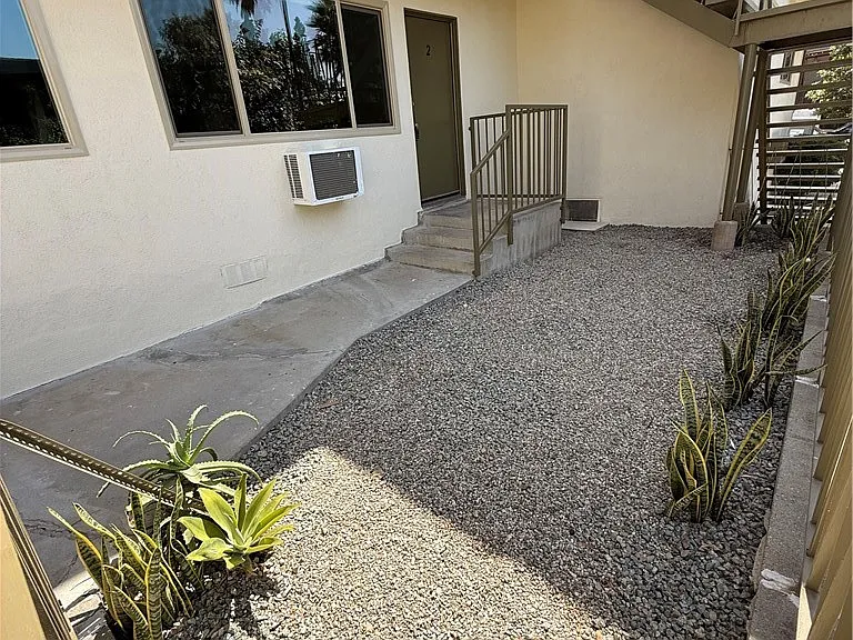 1651 Golden Gate Ave #2 — Photo 7