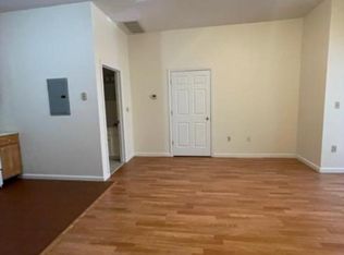 79 Essex St #22, Boston, MA 02111